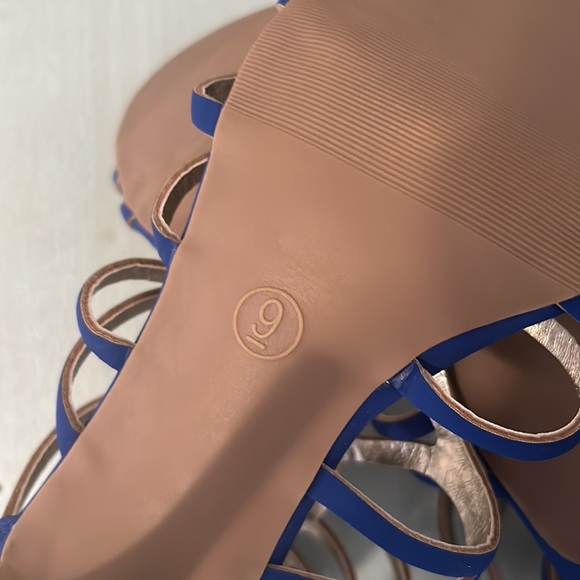 Cobalt blue strappy heels - NWOB 🌟 - Picture 8 of 11
